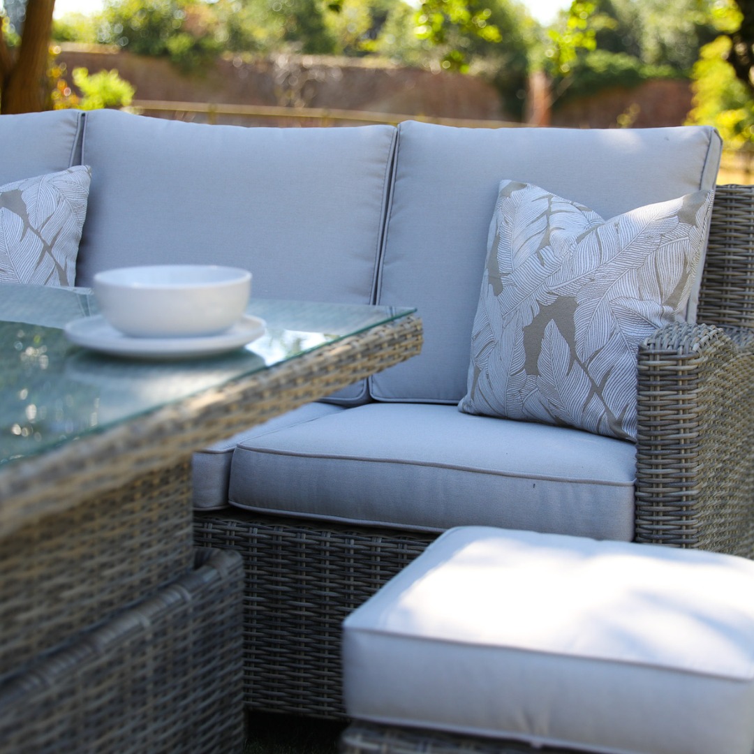 Upgrade your outdoor space with our beautifully elegant Florence range.
#florencecollection #outdoor #furniture #outdoorfurniture #loungeset #lounge #sofa