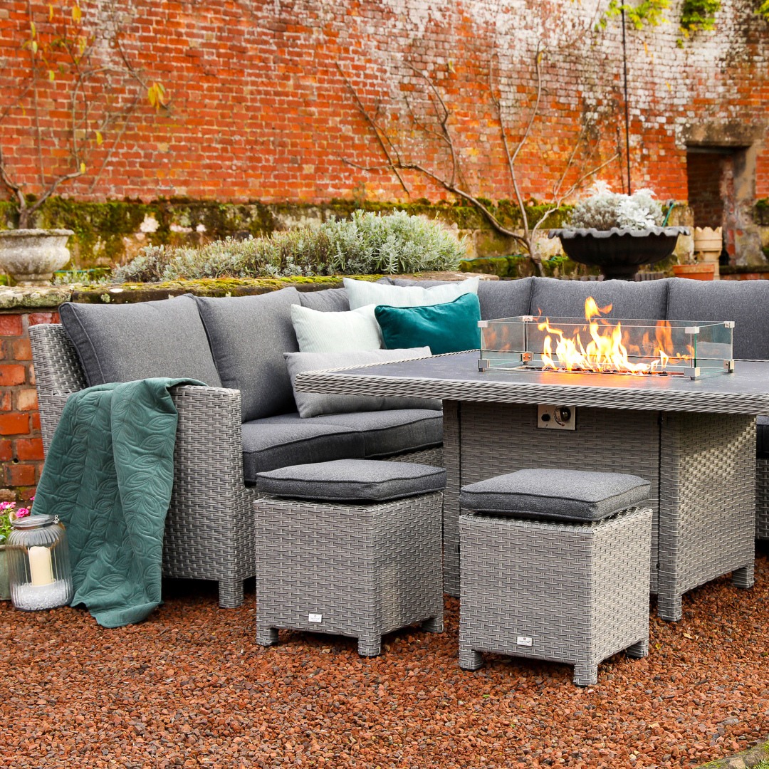 Enjoy comfort on a grand scale with the Catalan Corner Modular with Fire Pit, perfect for relaxing on with family and friends!
#catalan #garden #gardenfurniture #dining #socialising #outdoor ##catalan #garden #gardenfurniture #dining #socialising #outdoor ##outdoorlivingoutdoorliving