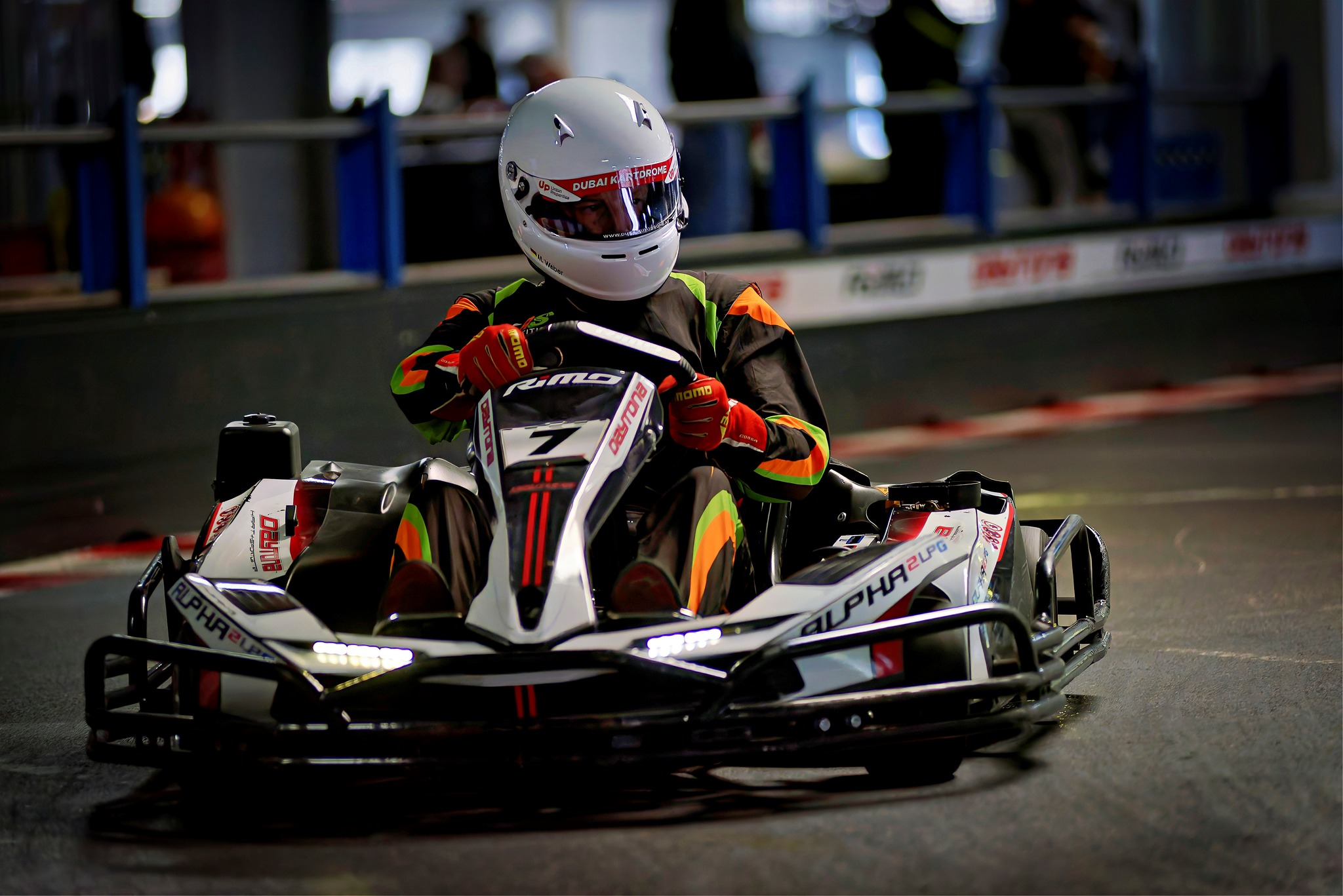 3h-Rennen an der Daytona Kartbahn Essen –
KRS Competition war mit den Fahrern Emil und Michael am Start!
Für Emil war es das erste Mal auf der Outdoor-Strecke in Essen – die Eingewöhnung brauchte ein paar Runden, aber dann lief’s immer besser. Trotz durchwachsener Kartqualität (2 gute, 2 weniger gute) haben die beiden das Beste rausgeholt und stark gekämpft.
„Ich hatte mir zum Start eigentlich etwas mehr erhofft als Platz 10, aber am Ende war es ein solides Rennen – und Platz 6 kann sich sehen lassen!“, so Emil nach dem Rennen.
Starke Teamleistung und wertvolle Erfahrung auf einer anspruchsvollen Strecke!
Außerdem waren Dominic und Luca F. für ihr ehemaliges Team FTD im Einsatz – mit einem starken 2. Platz und perfektem Training für das kommende 24h-Rennen!
© Bild: Erik Forker, Dominic Spicker / KRS Competition
#nachwuchsförderung #partner #gottfriedschultzdormagen #mantergmbh #arndt_autovermietung #teamspirit #teamwork #team #endurancerace #motorsport #Kart #imocareimmobilienservicegmbh #sinnilandevents #wohndesignpulheim #kartracing #motodromhagen #cool_runners_kartbahn #DaytonaKartbahn #Race4Hospiz #sparkassekoelnbonn #kartcentercologne #charity #Kinderhospiz #karosserieschrickel #_krsmotorsport #bobautomobile #homeofchampions #kartinggenk