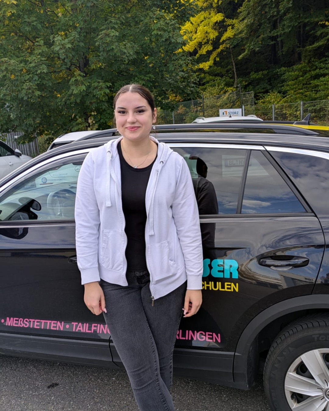 Herzlichen Glückwunsch Vanessa zur bestandenen Fahrprüfung ! ???
Wir freuen uns sehr mit dir und wünschen dir viele tolle Fahrten! ?
#fahrschule #emser #albstadt #ebingen #tailfingen #meßstetten #messstetten #winterlingen #strassberg #straßberg #zollernalbkreis