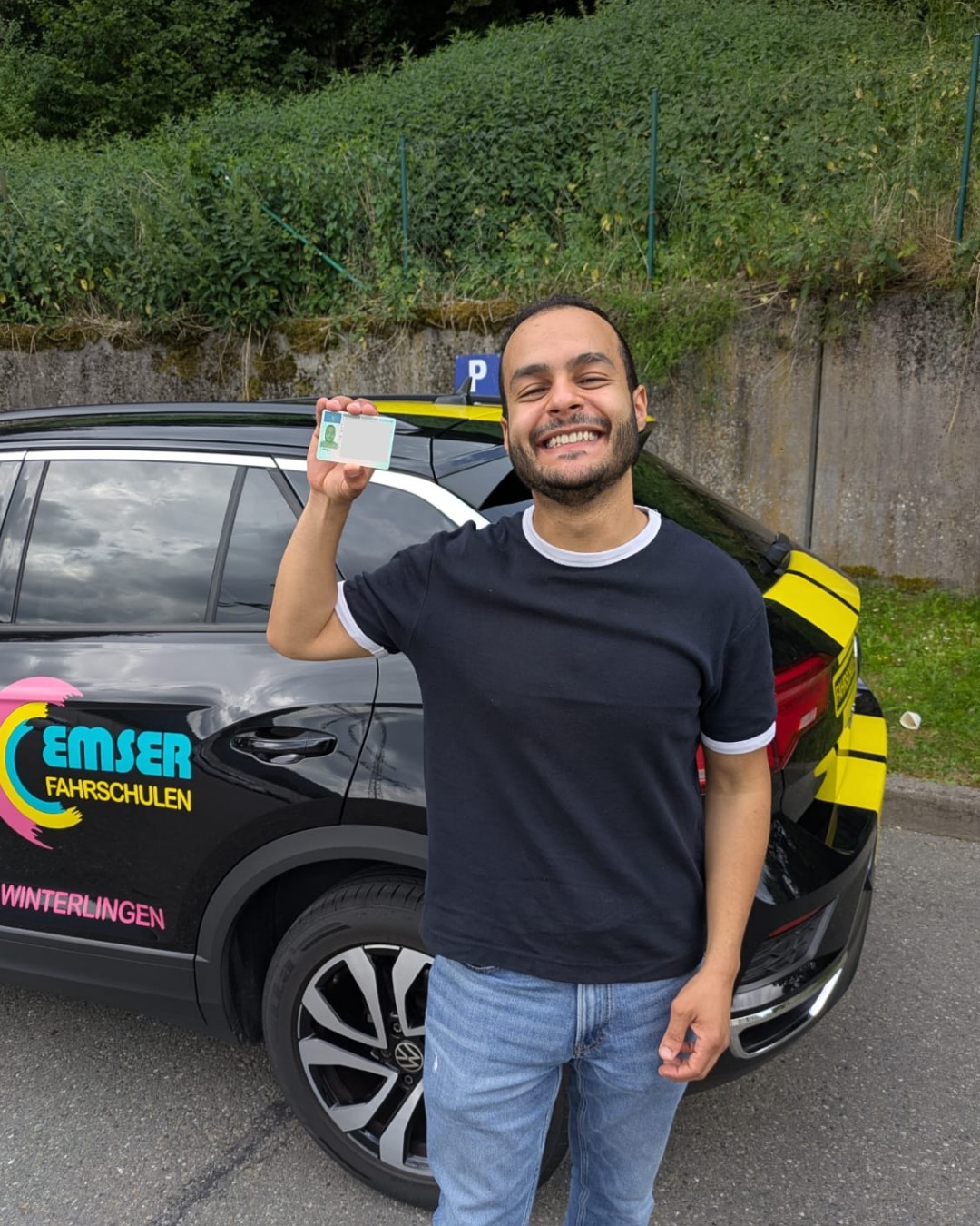 Herzlichen Glückwunsch Ahmed zur bestandenen Fahrprüfung! ???
Wir freuen uns sehr mit dir und wünschen dir viele tolle Fahrten! ?
#fahrschule #emser #albstadt #ebingen #tailfingen #meßstetten #messstetten #winterlingen #strassberg #straßberg #zollernalbkreis