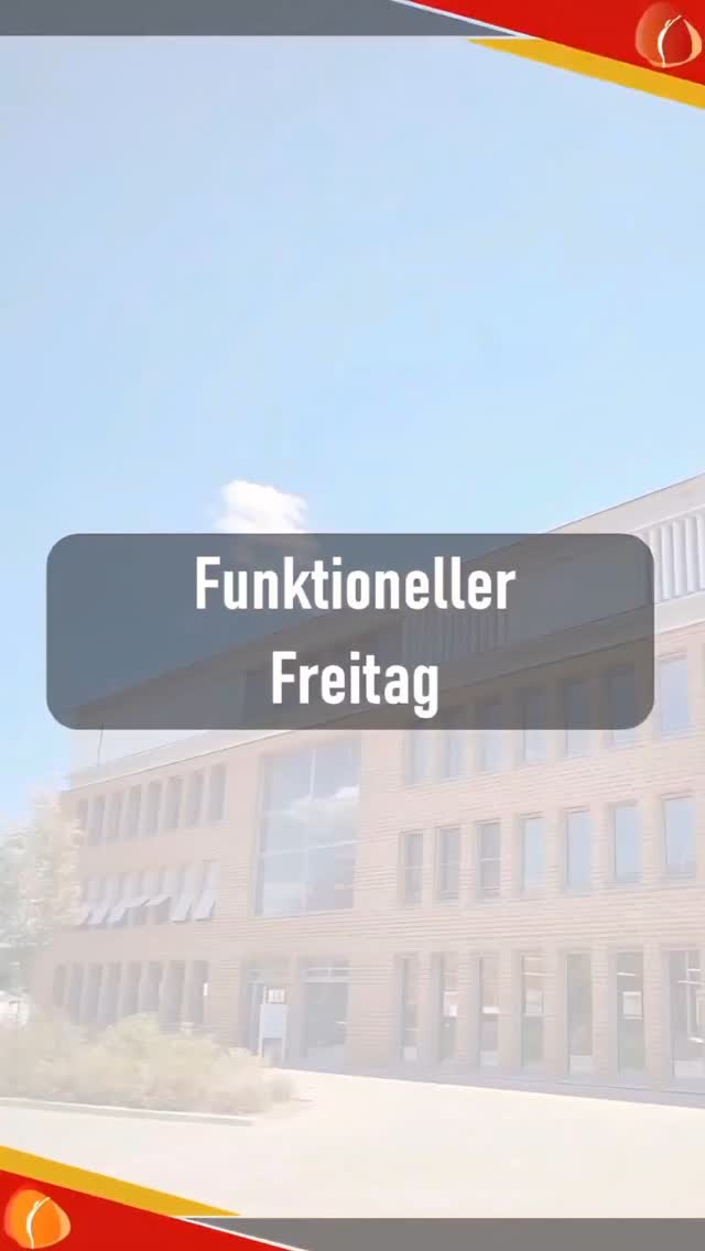 Funktioneller Freitag ?
Heute wieder ein neues Video mit einfachen Übungen für mehr Kraft im Alltag! ?
Heute: Liegestütze
Eine effektive Übung, die vor allem die Brustmuskulatur (Pectoralis major), die Rückseite der Oberarme (Trizeps) und die Schultermuskulatur (Deltoideus) trainiert.
✅ Warum das wichtig ist?
Weil genau diese Muskeln dir helfen, dich beim Hochdrücken aus dem Bett, beim Tragen von Einkäufen oder beim Abstützen sicher zu bewegen.
Gerade bei Schulter- oder Handgelenksbeschwerden kann die Variante an der Wand eine gelenkschonende Möglichkeit sein, Kraft aufzubauen und die Stabilität im Oberkörper zu verbessern.
? Dranbleiben lohnt sich – für mehr Kraft, mehr Sicherheit im Alltag und weniger Beschwerden.
#funktionellerfreitag #rehakrahl #liegestütze #schmerzfreiheit #spardorf #erlangen #gesundbleiben