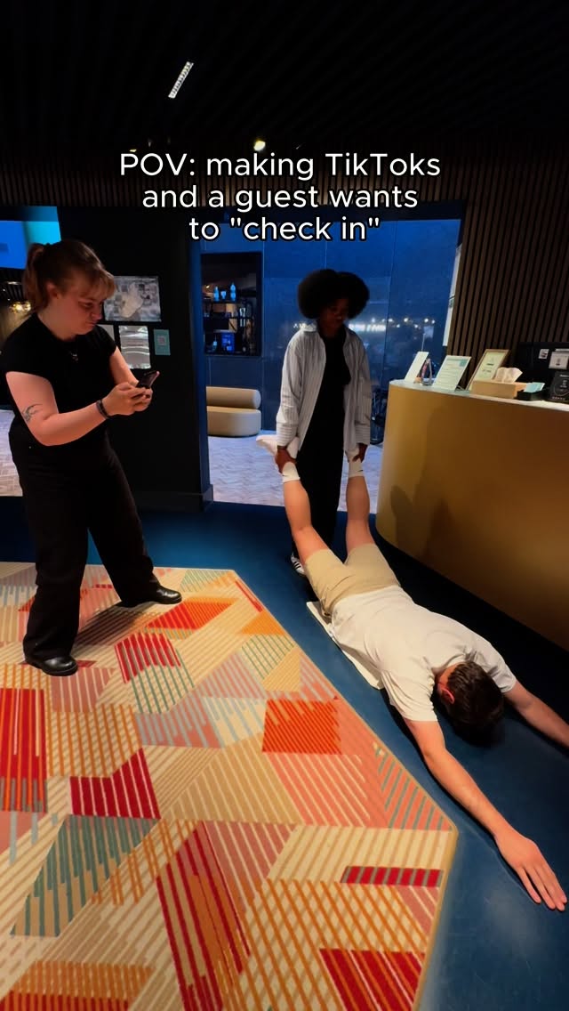 Relax, your room is ready ??️ Meanwhile… our creativity is running wild ?? #CheckInDone #HotelLife #CreativeEnergy #FlorianMoments #Fun #TheFlorianHotel