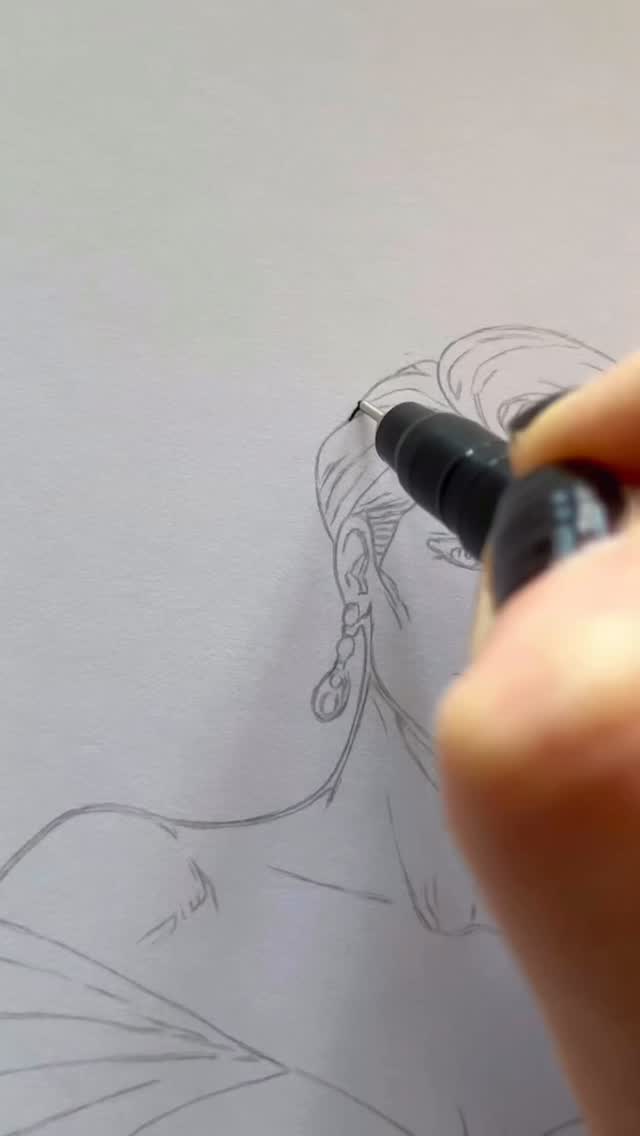 Ink in motion.
A glimpse into the making of Miranda Priestly.
Follow @topengaart for more iconic illustrations.
#TheDevilWearsPrada #TheDevilWearsPrada2 #MirandaPriestly #MerylStreep #ArtProcessVideo #DrawingProcess #DrawingReel #DrawingDetails #GraphiteDrawings #FashionIllustrationOfTheDay #FashionPortraits #IllustrationOfInstagram #InkAndPen #Topenga #TopengaArt