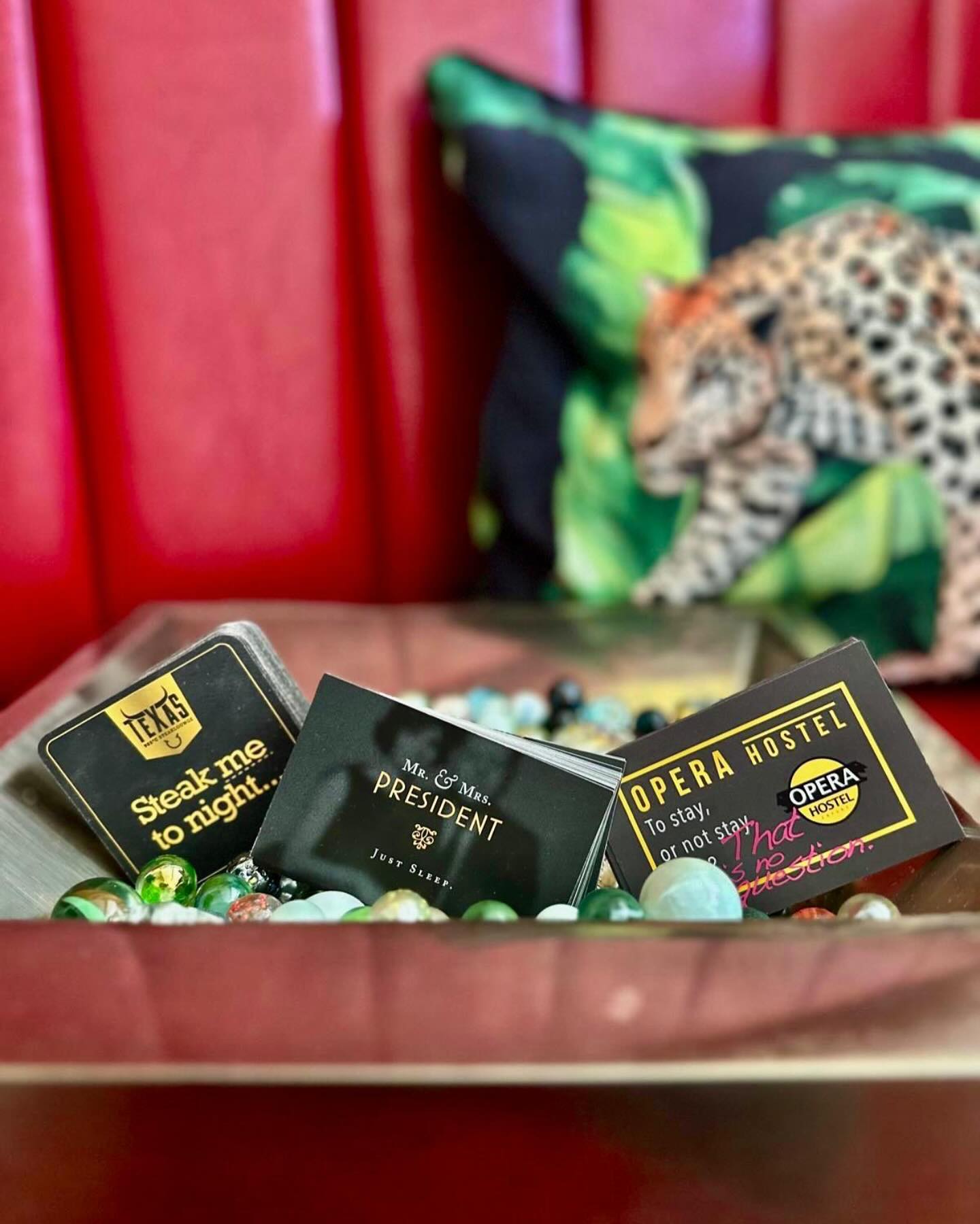 ❤️MADE WITH LOVE❤️
#texassteaklounge #operahostel #mrmrspresident #erfurt #erfurt_erleben #thüringen #madewithlove #welcome #steakhouse #hostel #boutiqueapartments