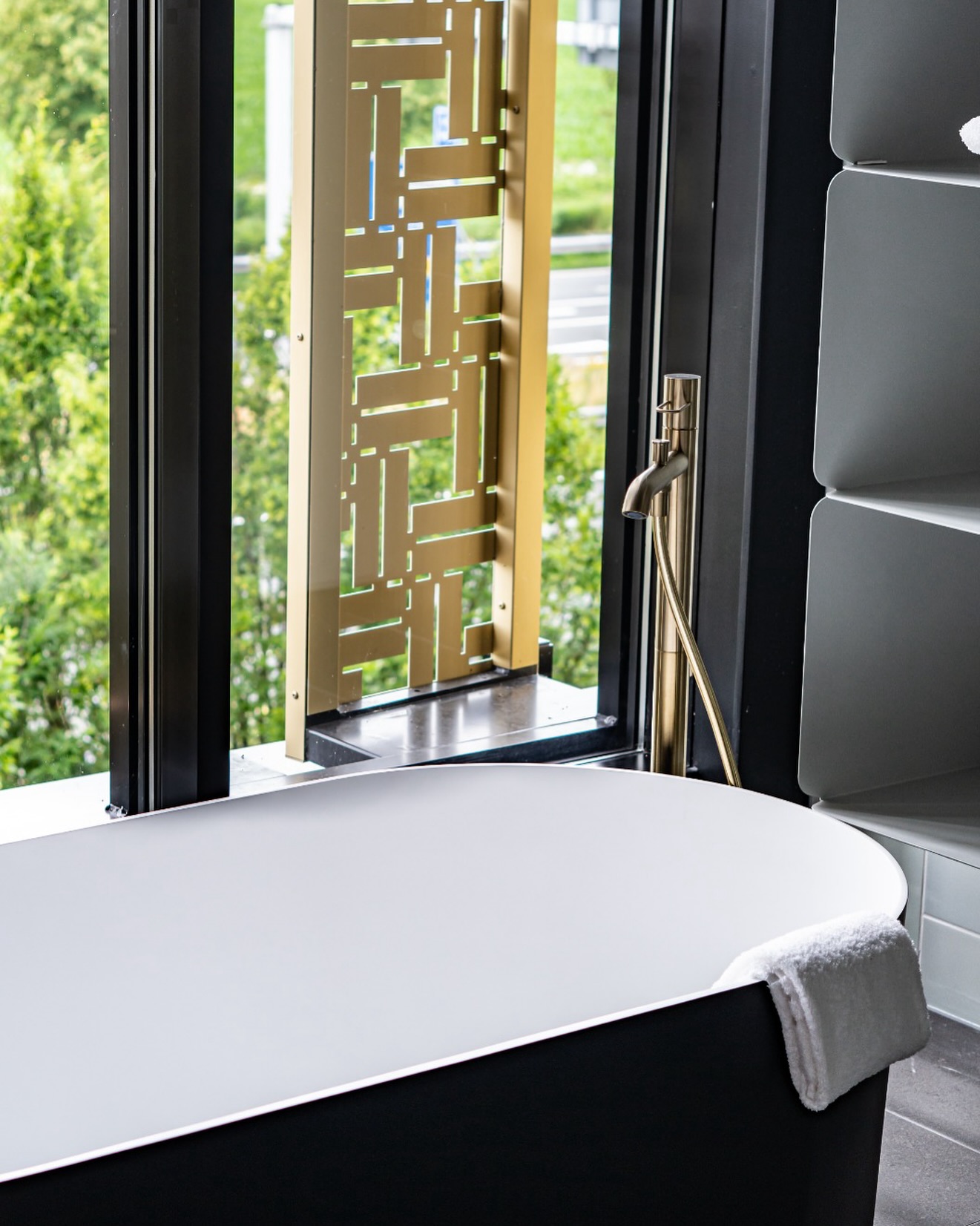 Looking for a stay that combines comfort, style, and a price that fits your budget?
At The Florian, we offer just that – a refined escape where thoughtful design and warm hospitality come together. Like we like to say: a home away from home.
Did you know some of our Deluxe Rooms feature a bathtub? Ideal for unwinding after a long day. ?
Ready to experience it for yourself? ?
#TheFlorianHotel #AffordableLuxury #DeluxeRoom #HotelWithBathtub #HomeAwayFromHome #DesignHotel #ModernComfort #AmsterdamHotel #HoofddorpStay #RelaxInStyle #ThoughtfulTravel #BoutiqueExperience #HiddenGem #TravelWell