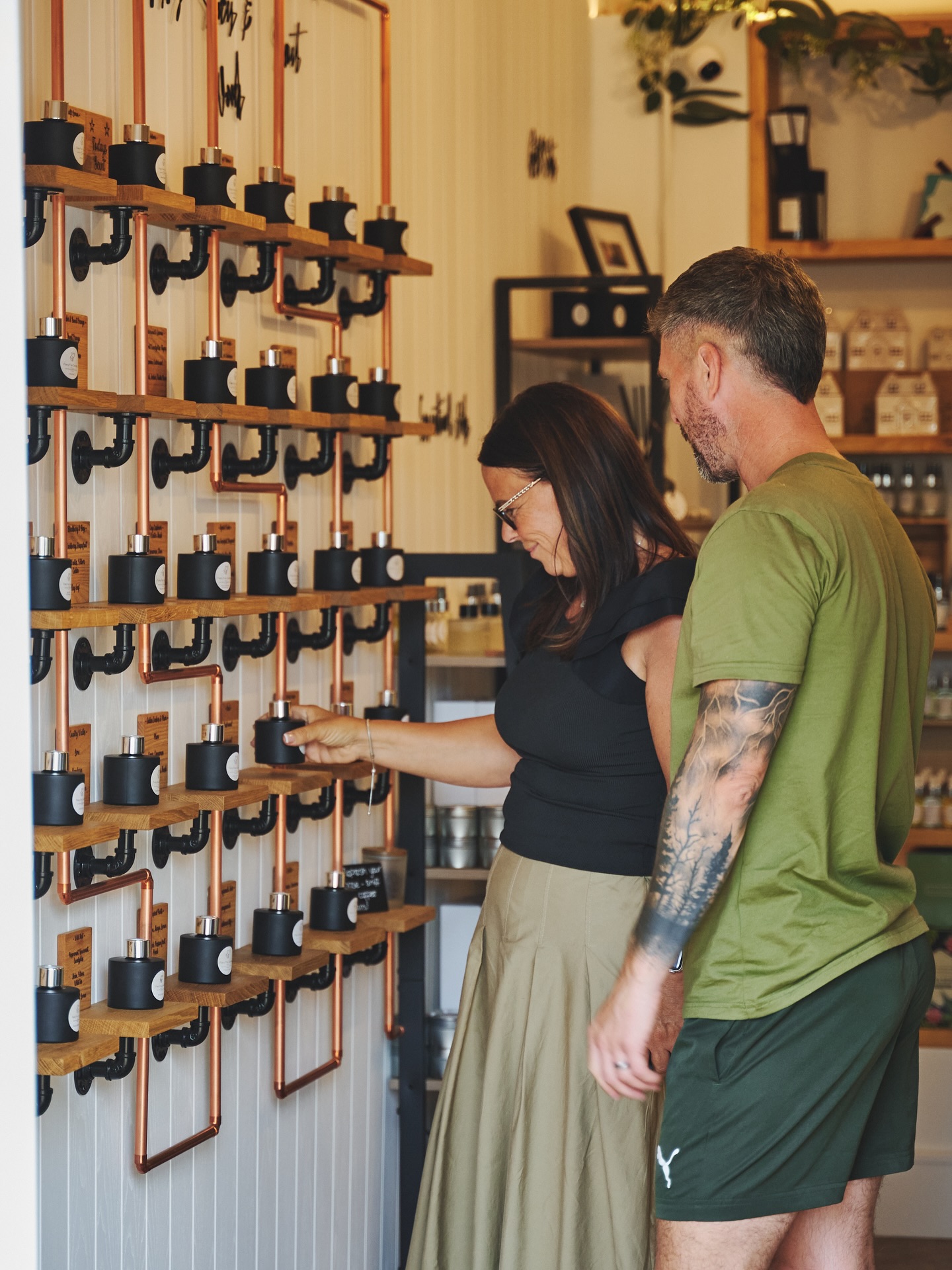 Thanks to everyone who joined us for the last two weeks of summer sessions, it’s been amazing! So many of you supported local, shopped with our wonderful neighbours, and enjoyed the live music.
We’re back again this Thursday from 5pm, so come on down and see us, we promise you’ll find a new scent to fall in love with! ?️✨?