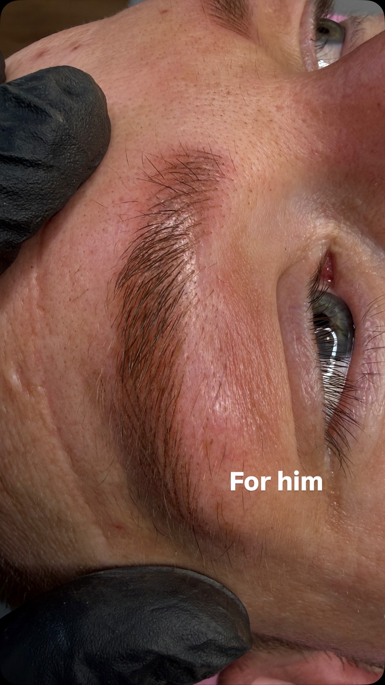 Nano-Brows for him⚡️⚡️⚡️
Was sagt ihr zu dieser Veränderung ???
Verrückt oder? So natürliche Augenbrauen!
Auch für unsere Männer ?♂️
#notforher #nanobrows #browsforhim #men #pmu #permanentmakeupbrows