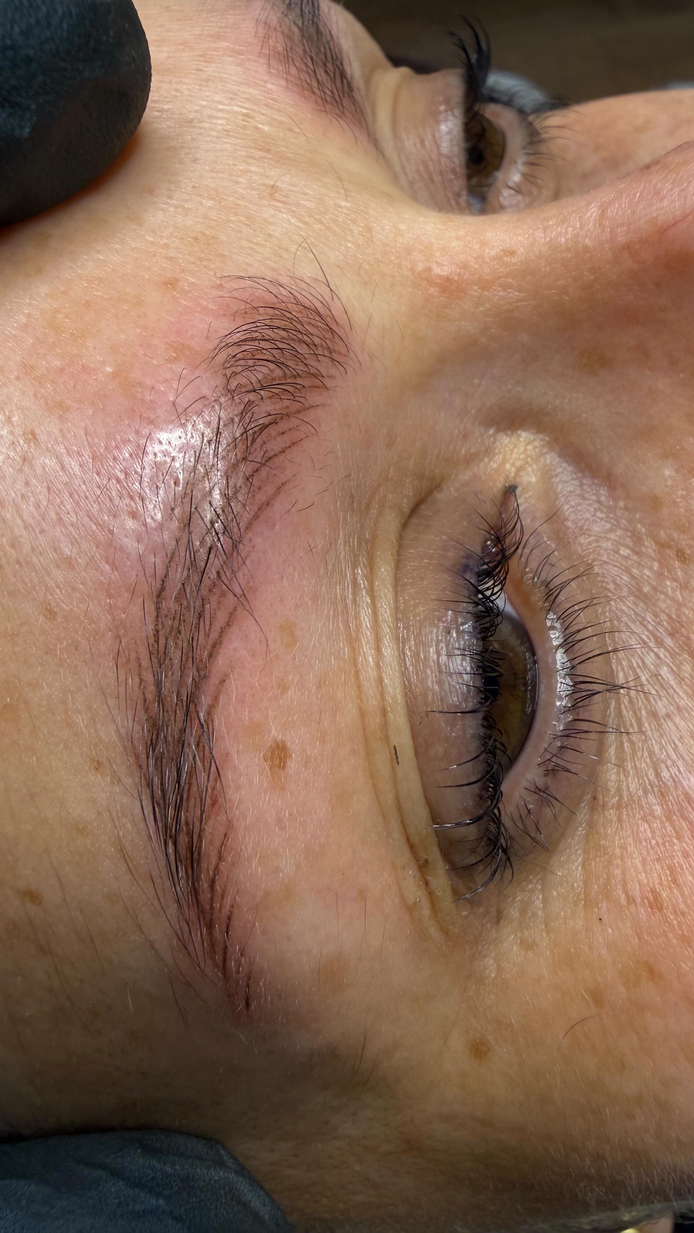 New Brows again????
#nanobrows #permanentmakeup #potsdam #pmuartist