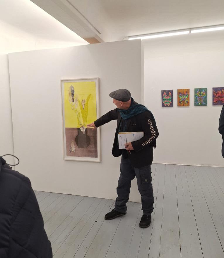 Was für eine schöne Eröffnung. FALSCHER SCHATTEN
Susanne von Bülow @susannevonbuelow
Inessa Emmer @inessaemmer
Die Ausstellung läuft noch bis zum 21. Dez 2025
‼️Finissage 21.12.2025‼️