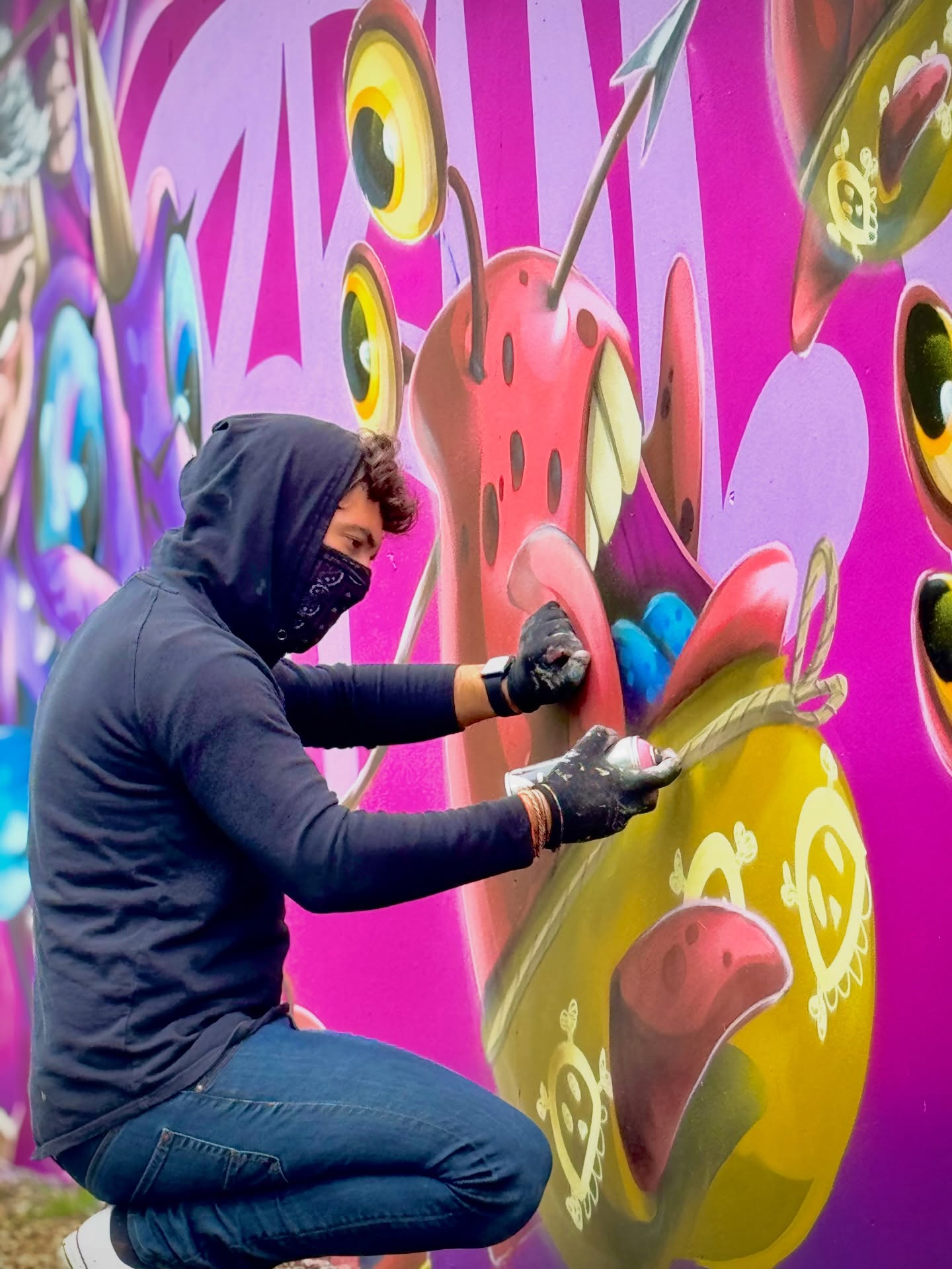 « BRÛLE »
???
#illustrateur #graffeur #artist #spraypainting #artlovers