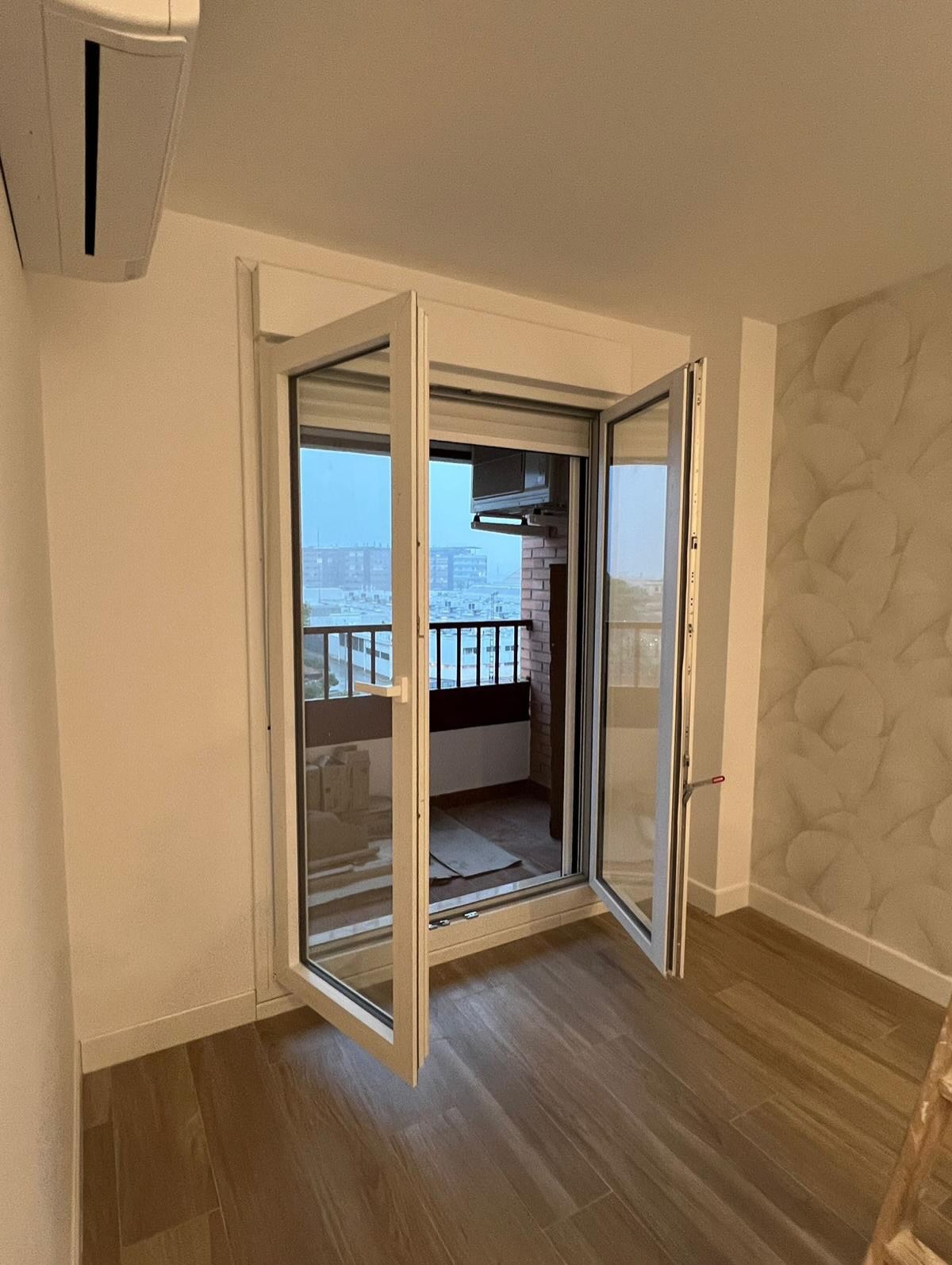 Transformamos tu piso en el HOGAR que tanto deseas?
MontajePF se encarga de todo, pídenos presupuesto para tu reforma o si ya tienes uno te lo MEJORAMOS ?
Especialistas en reformas integrales