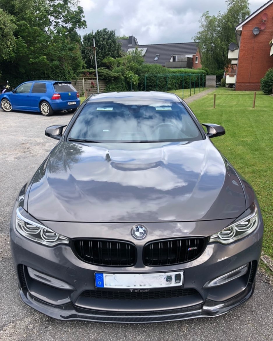 What a colour! Dennis with out front lip ?