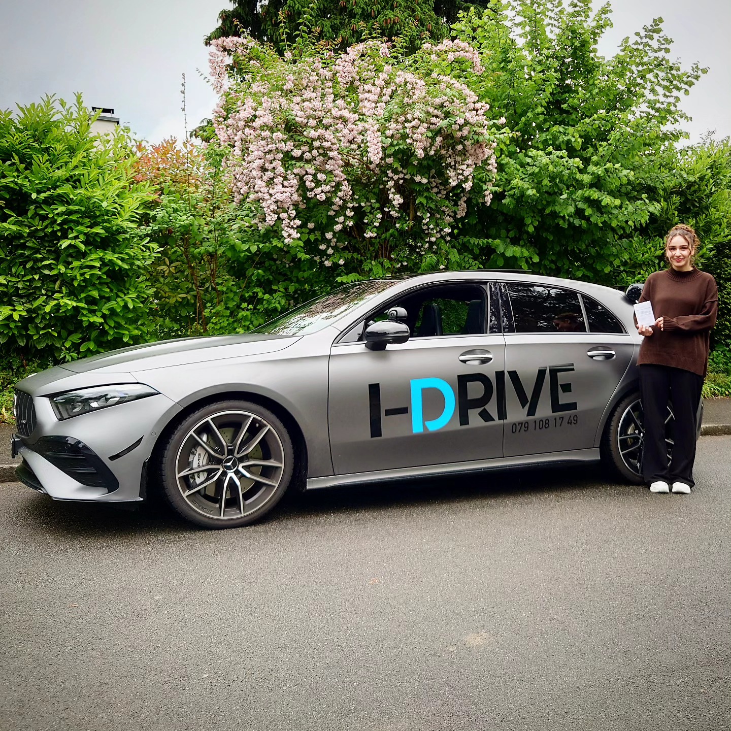 Sahra ich gratuliere dir zur bestandenen Führerprüfung ??
Experte: Herr Minnig
Join me on Facebook:
I-drive erhan
Follow me on Instagram:
i_drive_erhan
@s.yldz_61
#Fahrschule #mercedes_amg #Basel #Prüfung #bestanden #positiv #auto #fahren #fahrstunden #idrivefahrschulebasel #VWGolfGTI #AMG #RS #ST #CeedGT #Fahrlehrer #Aargau #Baselland #Dynamik #dynamisch #freundlich #flexibel #Bewertung#0041791081749 #0041791081767 #Basel, Switzerland