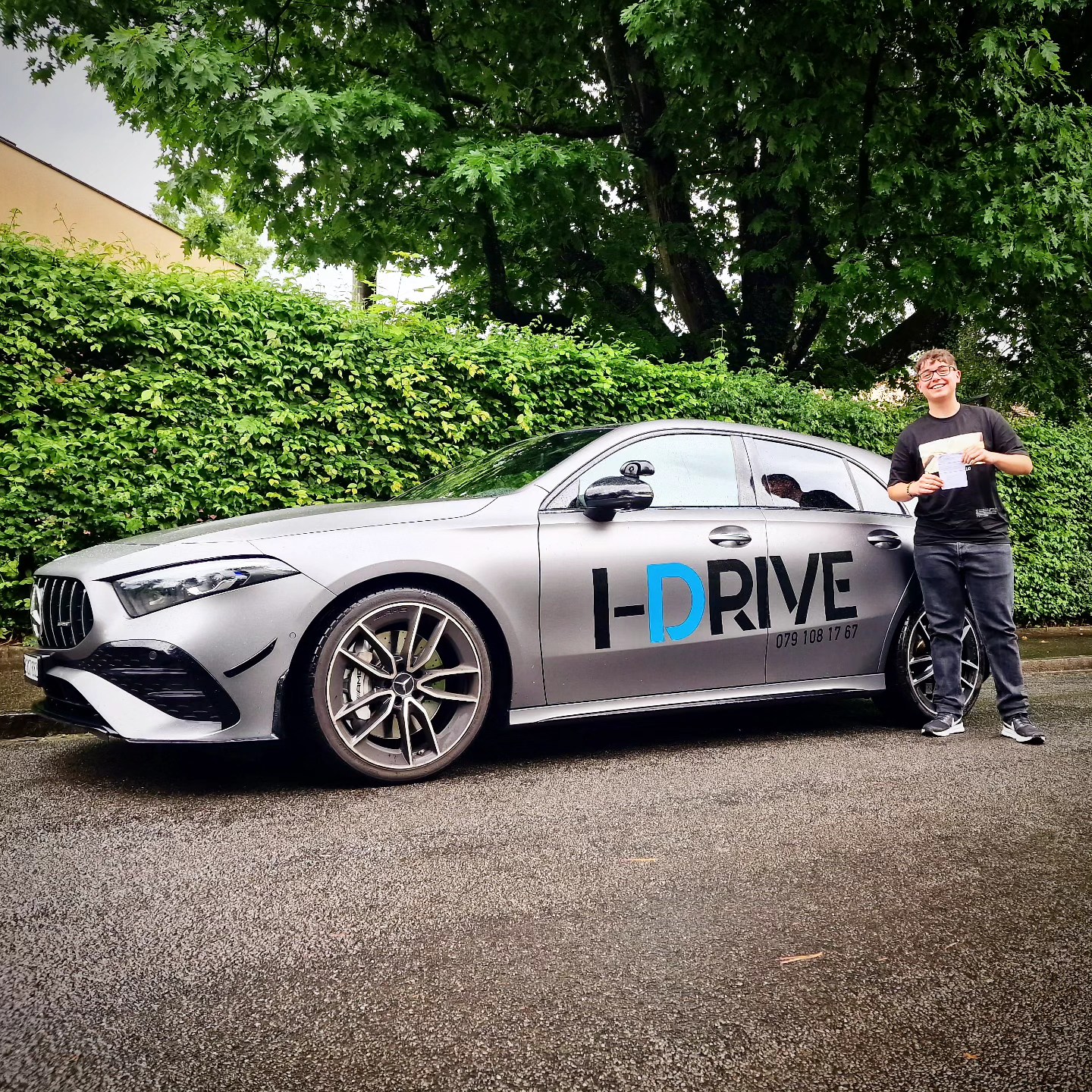 Rodrigo ich gratuliere dir zur bestandenen Führerprüfung ??
Experte: Herr Schneider
Join me on Facebook:
I-drive erhan
Follow me on Instagram:
i_drive_erhan
@rfernandes_20
#Fahrschule #mercedes_amg #Basel #Prüfung #bestanden #positiv #auto #fahren #fahrstunden #idrivefahrschulebasel #VWGolfGTI #AMG #RS #ST #CeedGT #Fahrlehrer #Aargau #Baselland #Dynamik #dynamisch #freundlich #flexibel #Bewertung#0041791081749 #0041791081767 #Basel, Switzerland