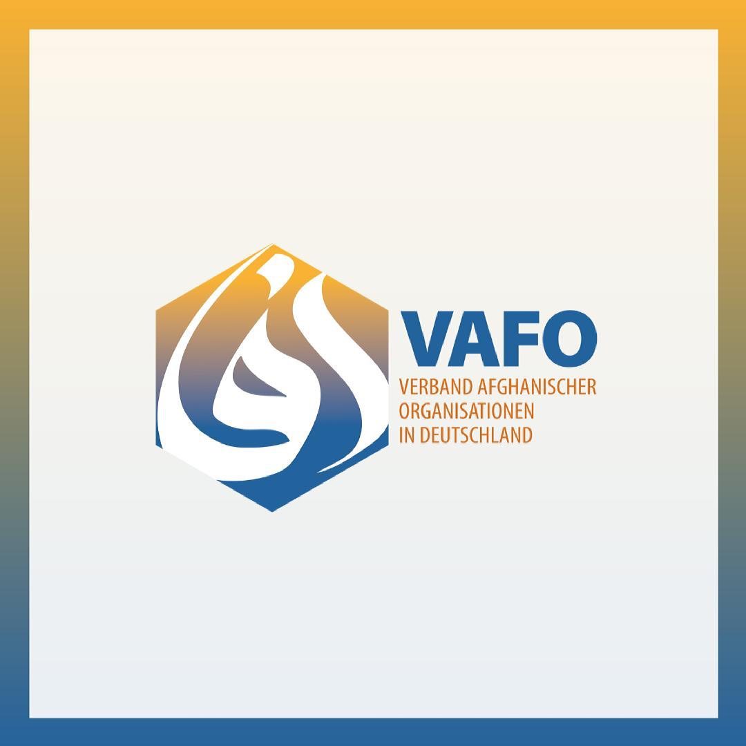 Auch wir möchten der afghanischen Diaspora endlich eine Stimme auf Bundesebene sein.
Falls auch du Dich ehrenamtlich engagierst und/oder einfach an Afghanistan-Themen interessiert bist, möchten wir dich hiermit herzlich zu unserer Auftaktveranstaltung (online) am 12.03.2021 von 13:00 - 16:30 Uhr einladen.
Der Anmeldungs-Link ist in der Bio von @afghanischer.verband
In zwei Panels zu den Bereichen Entwicklungszusammenarbeit und Partizipation, werden wir unsere Expert:innen mit Vertreter:innen von den entsprechenden Ministerien zusammenkommen und lebhaft debattieren lassen.
Natürlich werden wir auch unseren Verband, die Ziele und das weitere Vorgehen darlegen.
Die Veranstaltung wird vom afghanischen Surf-Champion Afridun Amu (@afridun25) moderiert.
Wir freuen uns sehr auf diesen großen Tag!
Dein Team des Afghanistan-Komitee