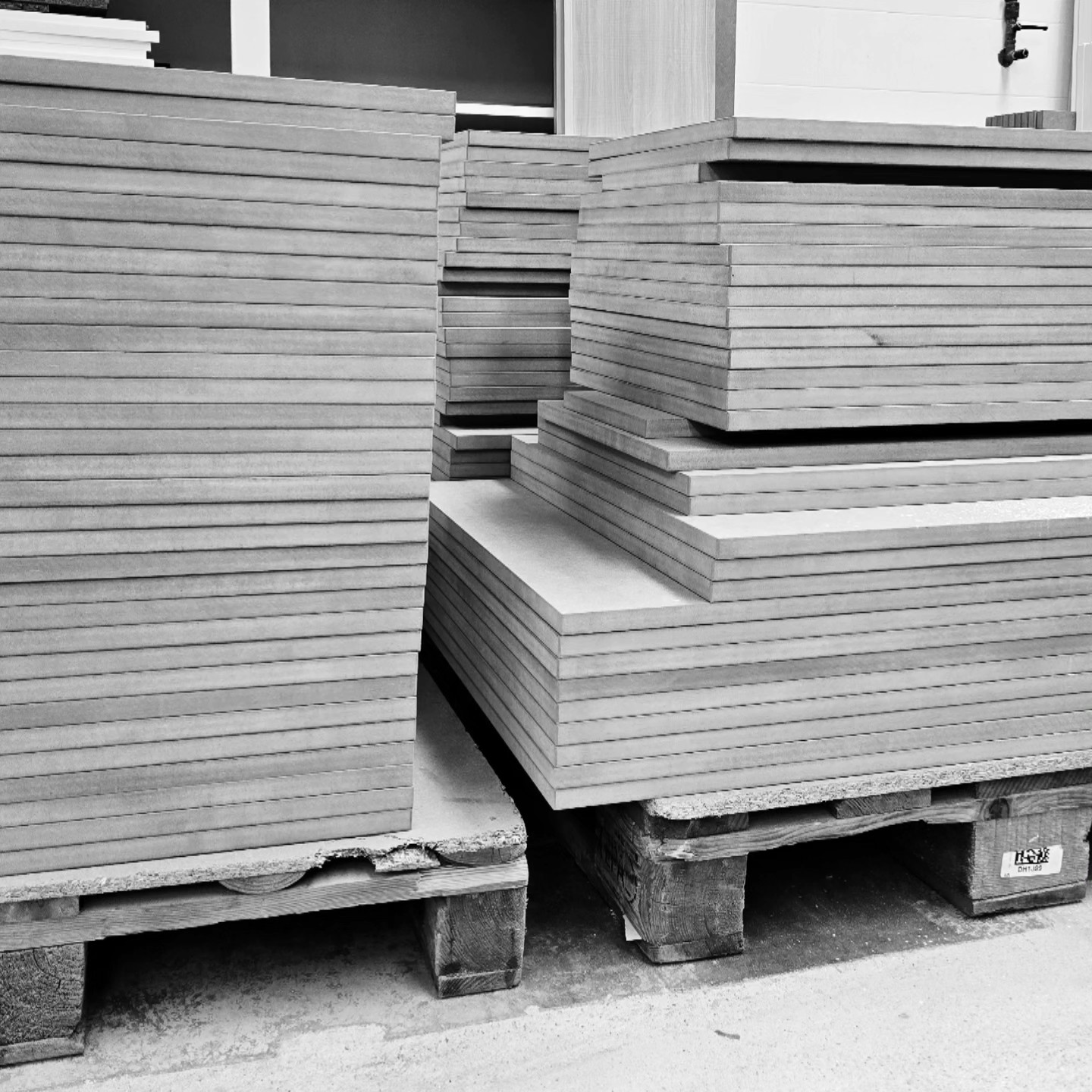 Na FRANKLIM contamos com a ajuda dos melhores parceiros para vos dar a maior garantia e qualidade nos seus projetos de sonho !
Visite-nos e vamos trabalhar juntos!
Até já ?