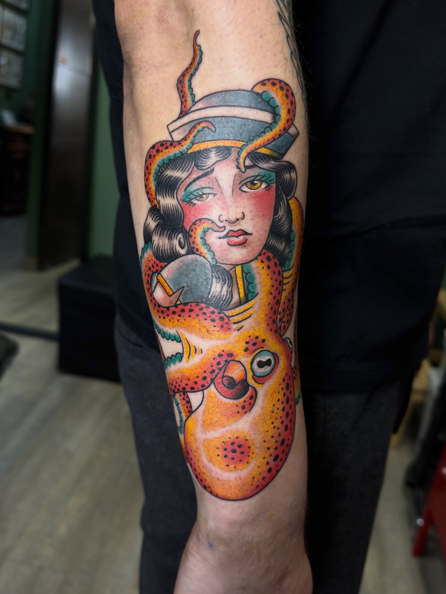 #madridtattoo #traditionaltattoo #octopustattoo