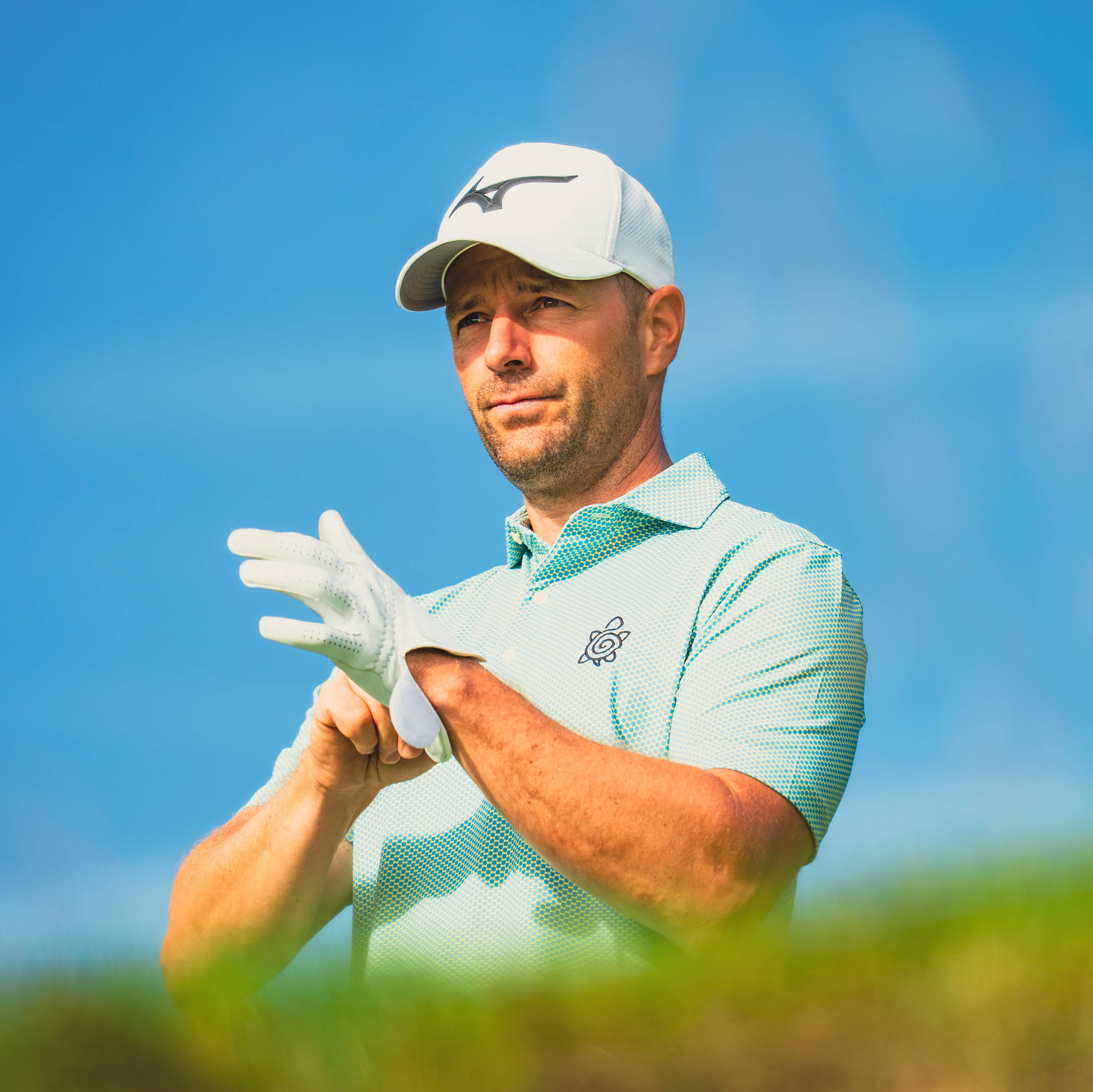 Excited to introduce my new apparel partner, @turtlesonapparel ! 🐢⛳️From now on, you’ll....