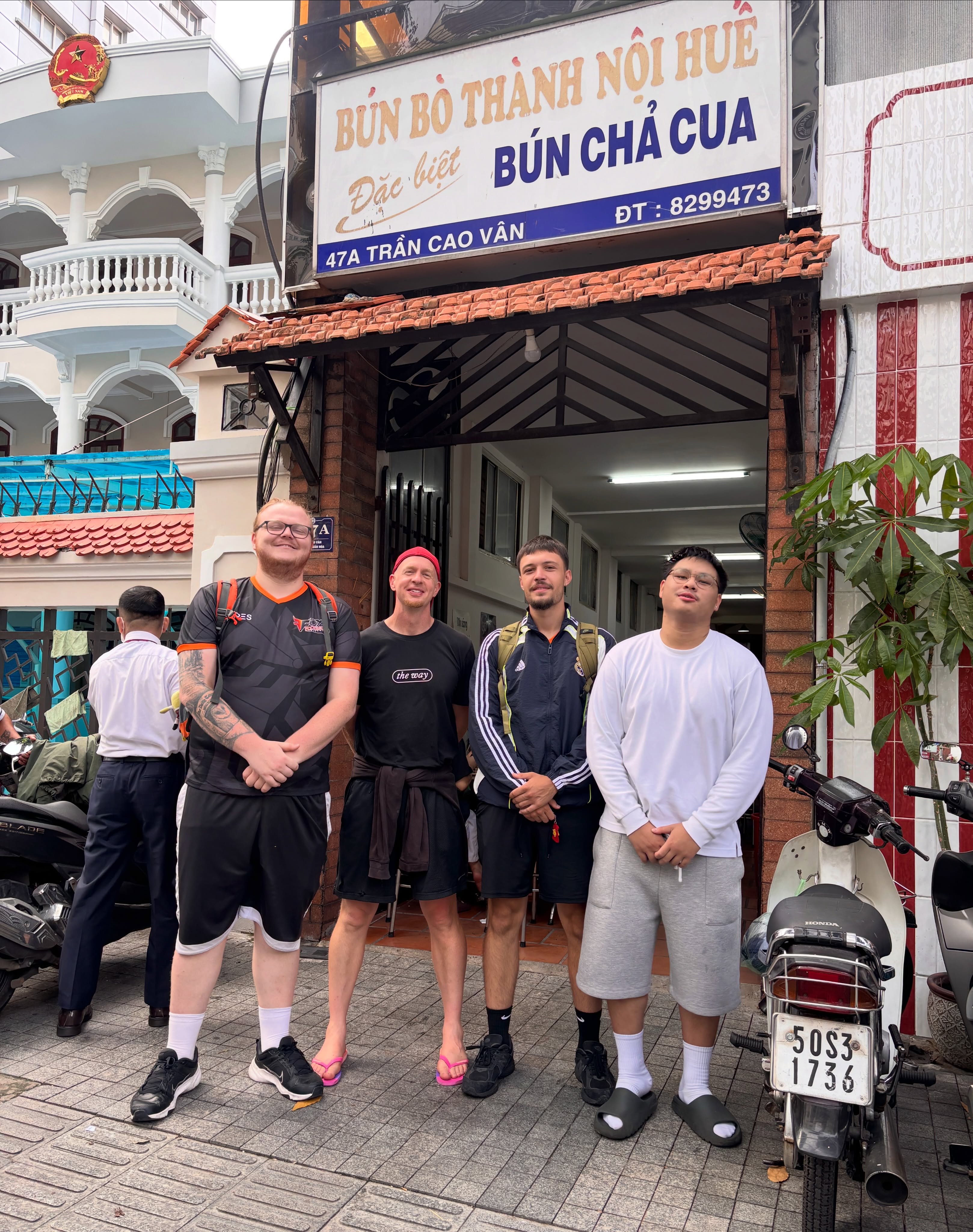 VBET’s Mission is to inspire people through a love of basketball and Vietnam.
Yesterday yesterday I landed in Vietnam at 6:30 in the morning and went straight to breakfast and coffee where I was met by three people who were already in Vietnam either practising with a professional team or coaching in the city.
All three of these guys have been on VBET in the last two years and it was my pleasure and honour to be a part of providing them an opportunity to come back this year and follow their dreams.
When you come to Vietnam on VBET you’re not just coming to play, or coach, or have a holiday. You are coming on an adventure that will give you an opportunity to inspire other others whilst showing you what’s possible in your own life.
That’s what it is all about and the dream is unfolding in front of our eyes