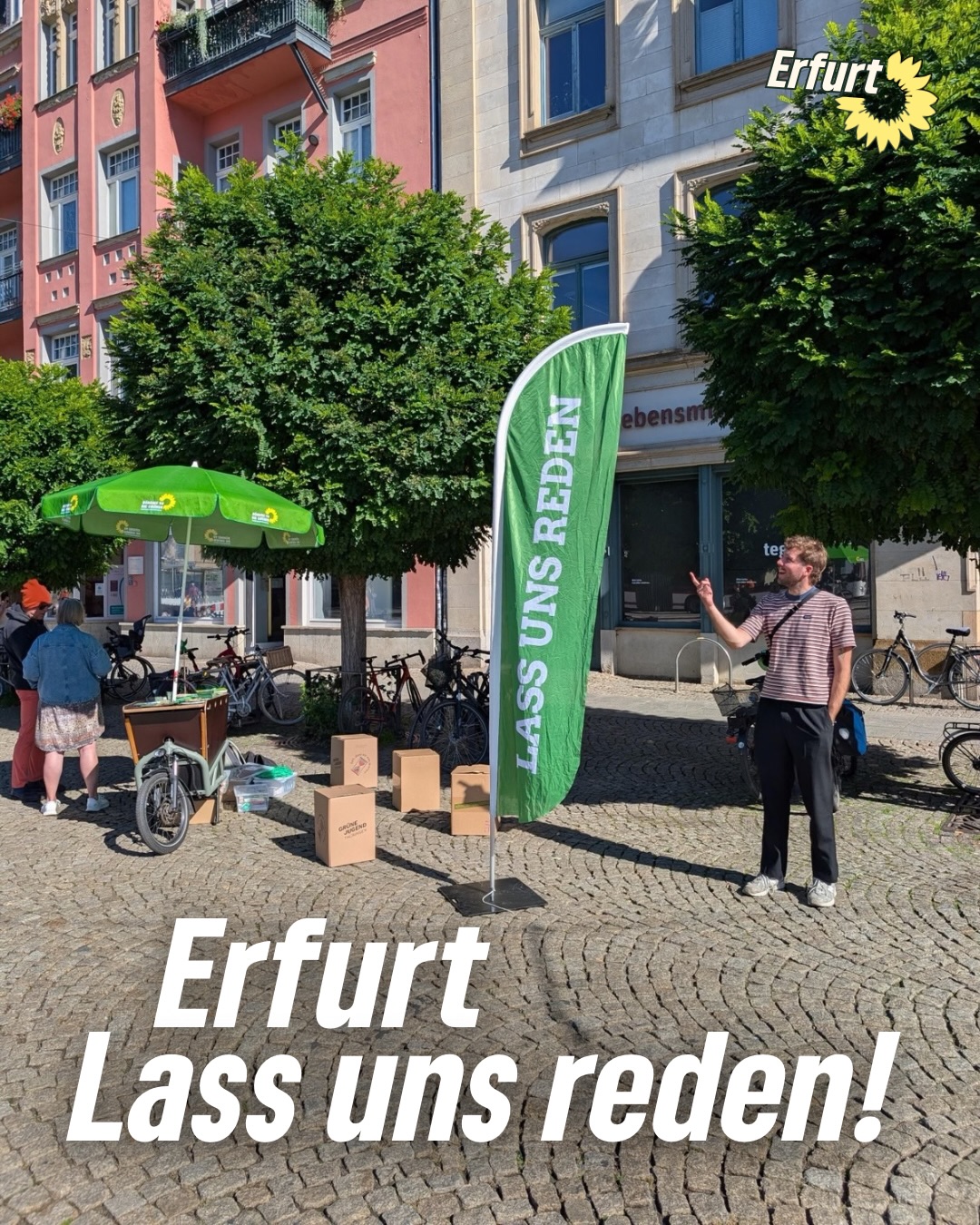 Lass uns reden! mit Stadtrat Jasper Robeck🌻
Letzten Samstag war unser Stadtrat Jasper Robeck am Domplatz und am Nordpark unterwegs. Danke für die Gespräche und den Austausch.
Damit endet unser Format „Lass uns reden!“. Schreibt uns gerne, an welchen Angeboten ihr mit unseren Stadträten interessiert seid und wie wir den bürgernahen Austausch verbessern können💬
#grüneerfurt #lassunsreden #grünwirkt #grüneimstadtrat #erfurt